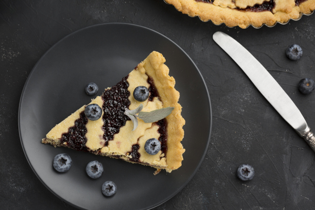 top-view-pie-with-blueberries.jpg