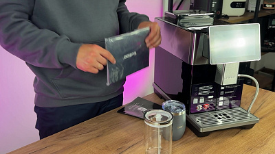 Распаковка PACM 2081AC Wi-Fi IQ Home